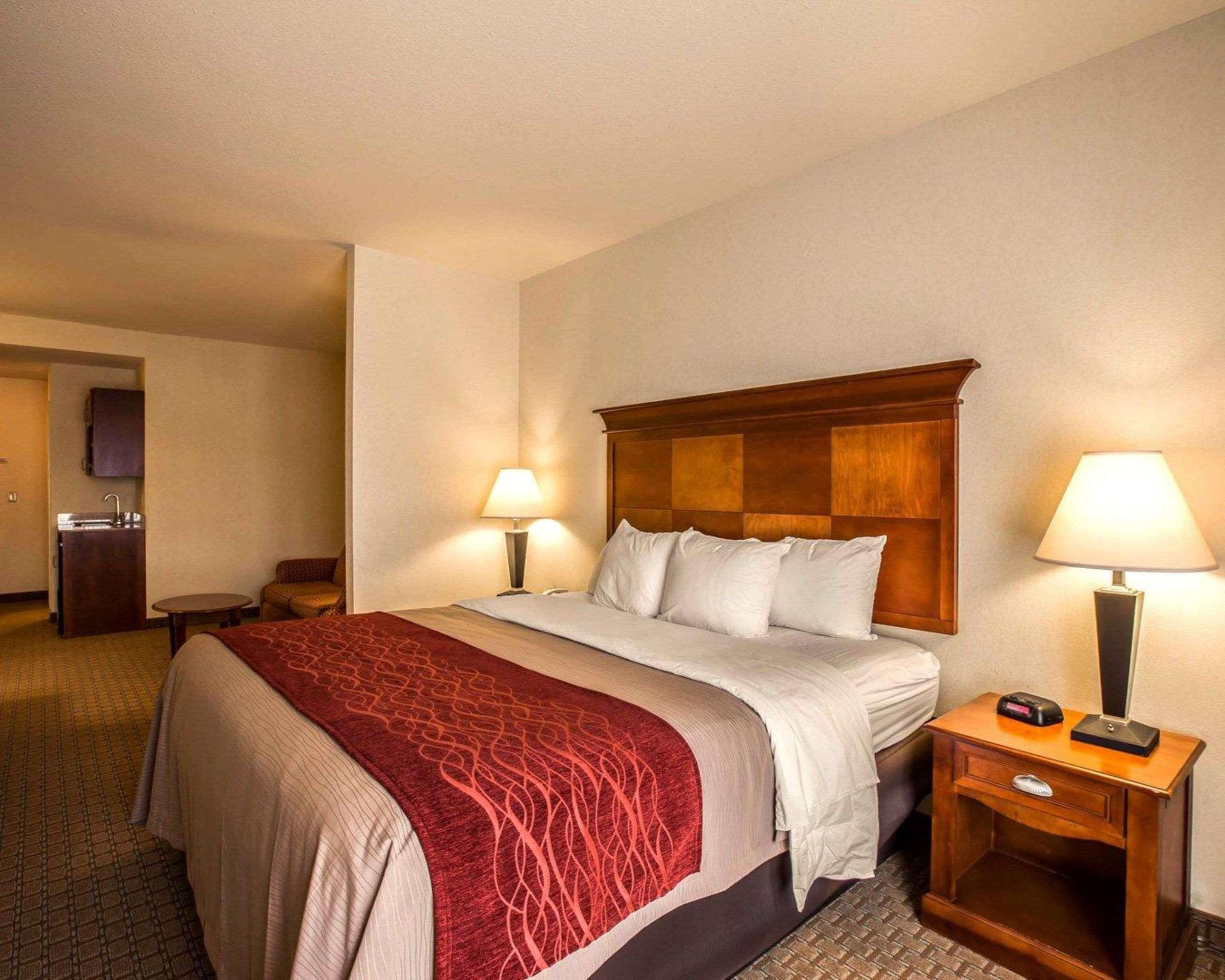 Comfort Inn & Suites Rogersville Exteriör bild