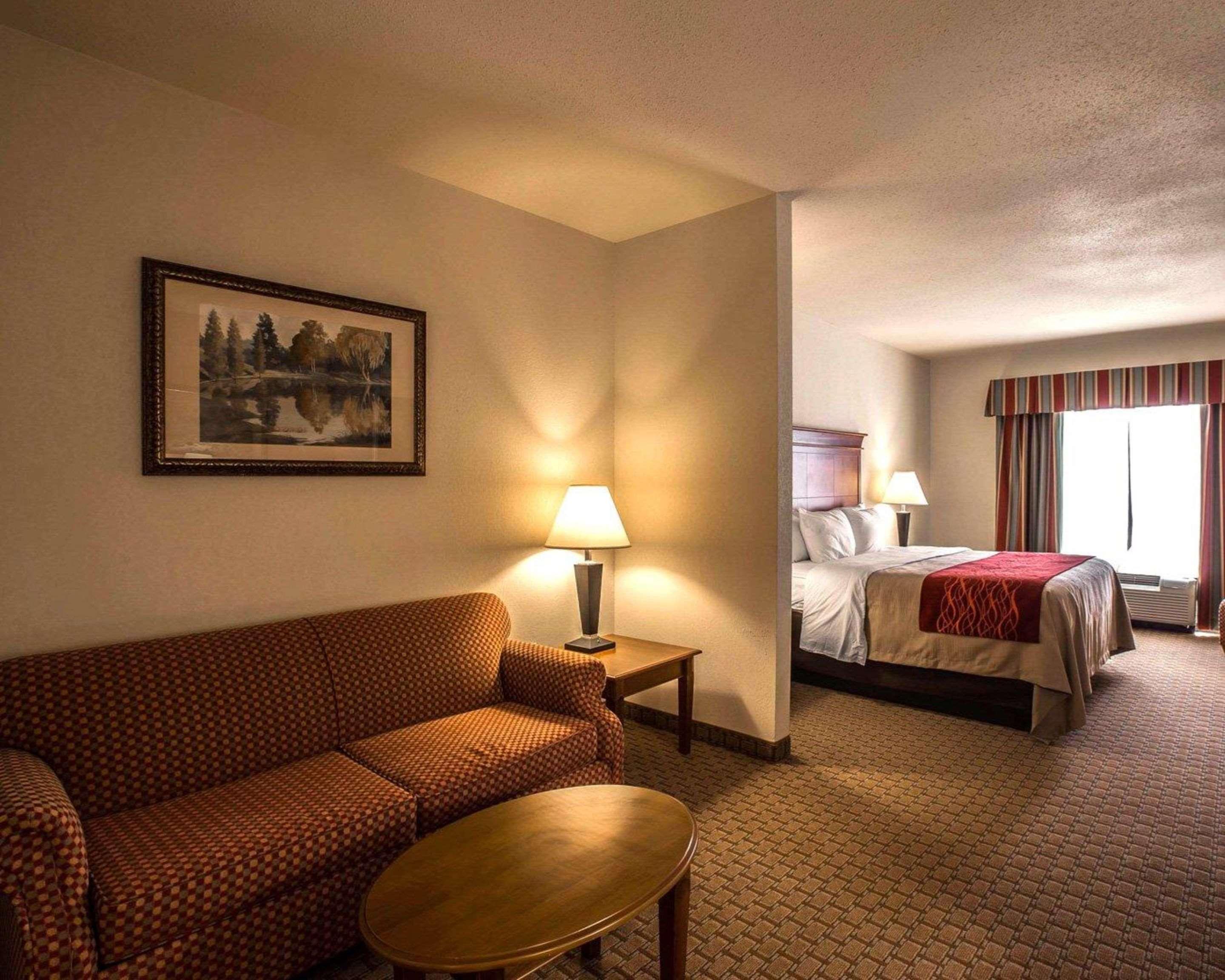 Comfort Inn & Suites Rogersville Exteriör bild