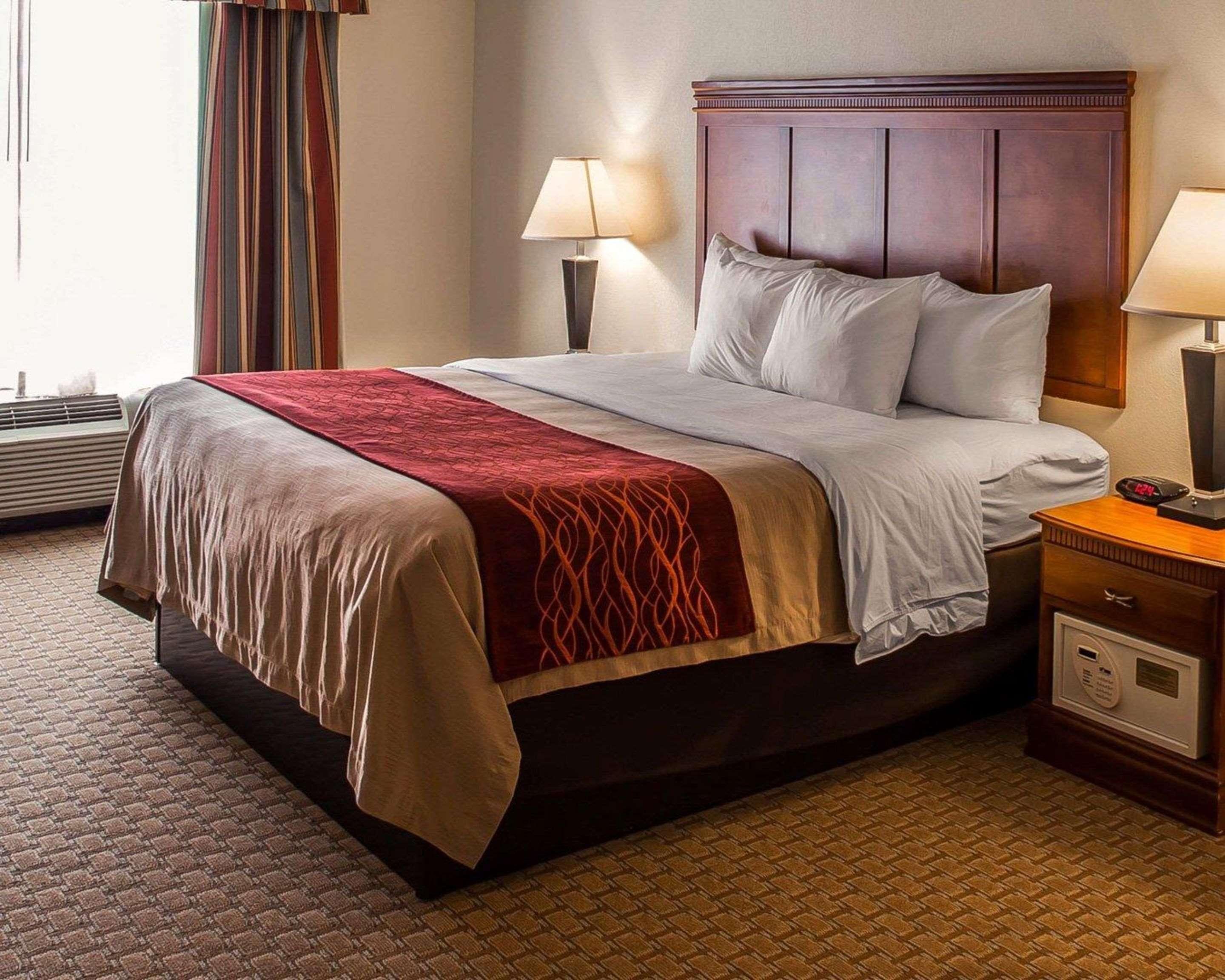 Comfort Inn & Suites Rogersville Exteriör bild